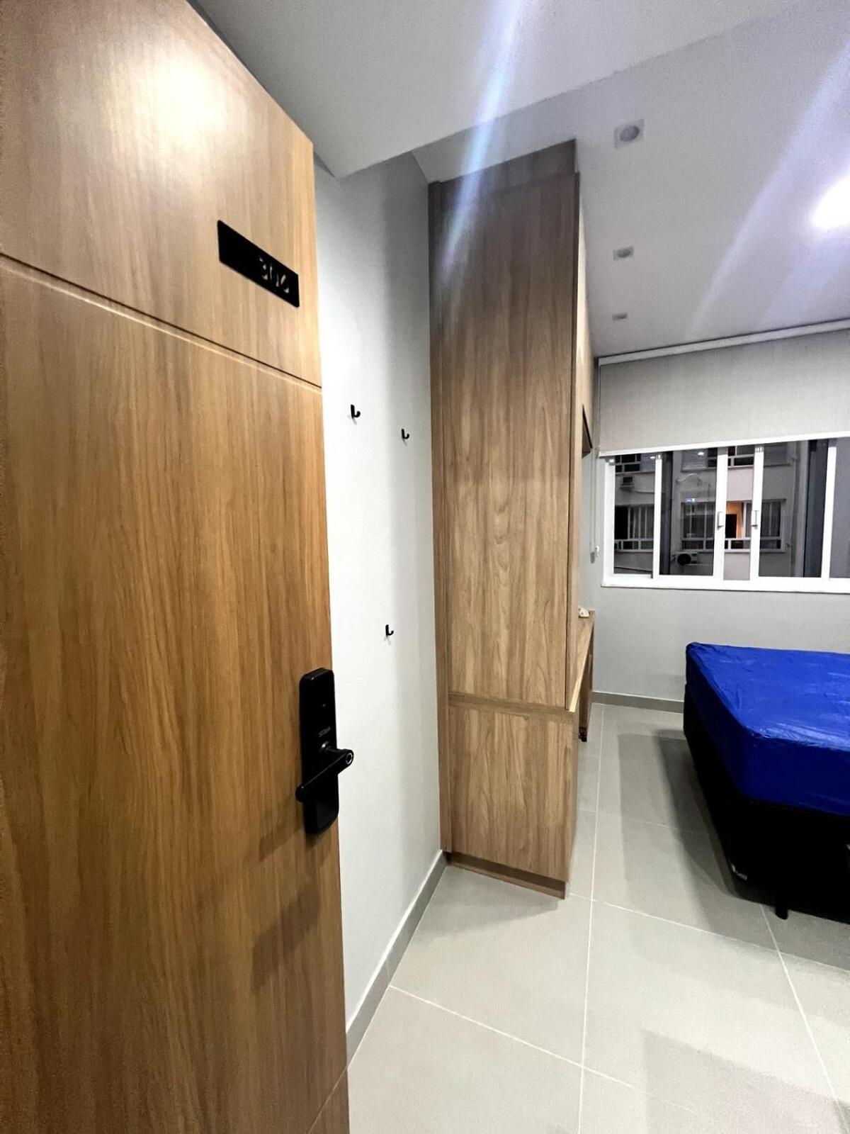 For 2 People Steps From Copacabana Apartamento
